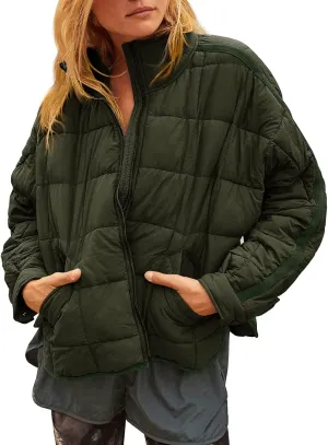 Aiopr Women's Oversized Lightweight Down Coat Long Sleeve Zip Packable Short Puffer Jackets