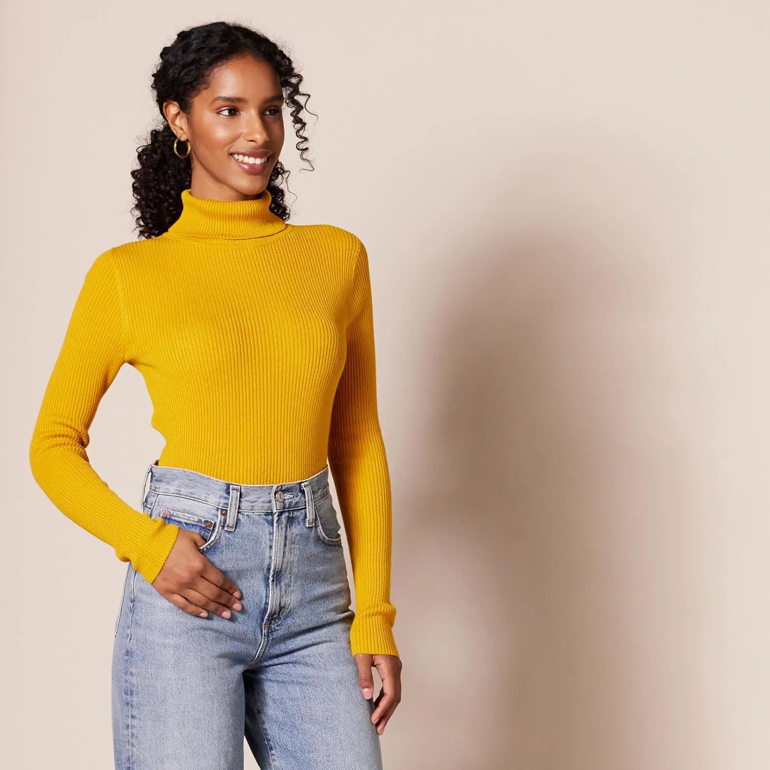Amazon Essentials Women's Slim-Fit Lightweight Long-Sleeve Turtleneck Sweater