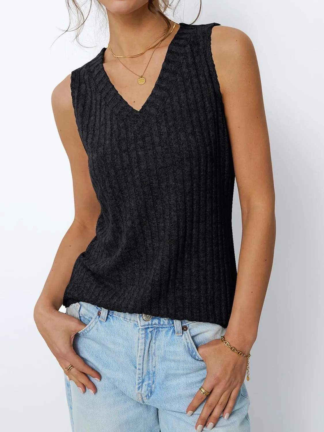 AUTOMET Womens Tank Tops Summer Sleeveless Shirts Spring 2025 V Neck Loose Fit Casual Clothes Trendy Fashion Outfits