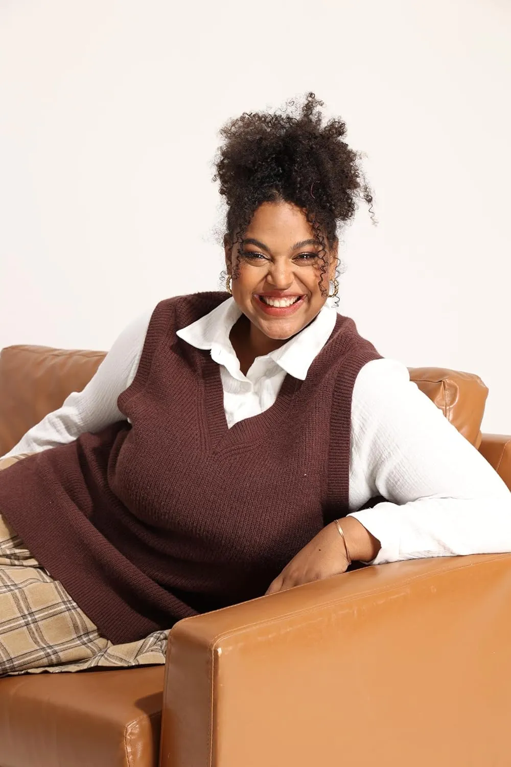 CARCOS Plus Size Sweater Vest for Women V Neck Sleeveless Sweaters Knit Tank Tops Preppy Style Pullover Tops XL-5XL