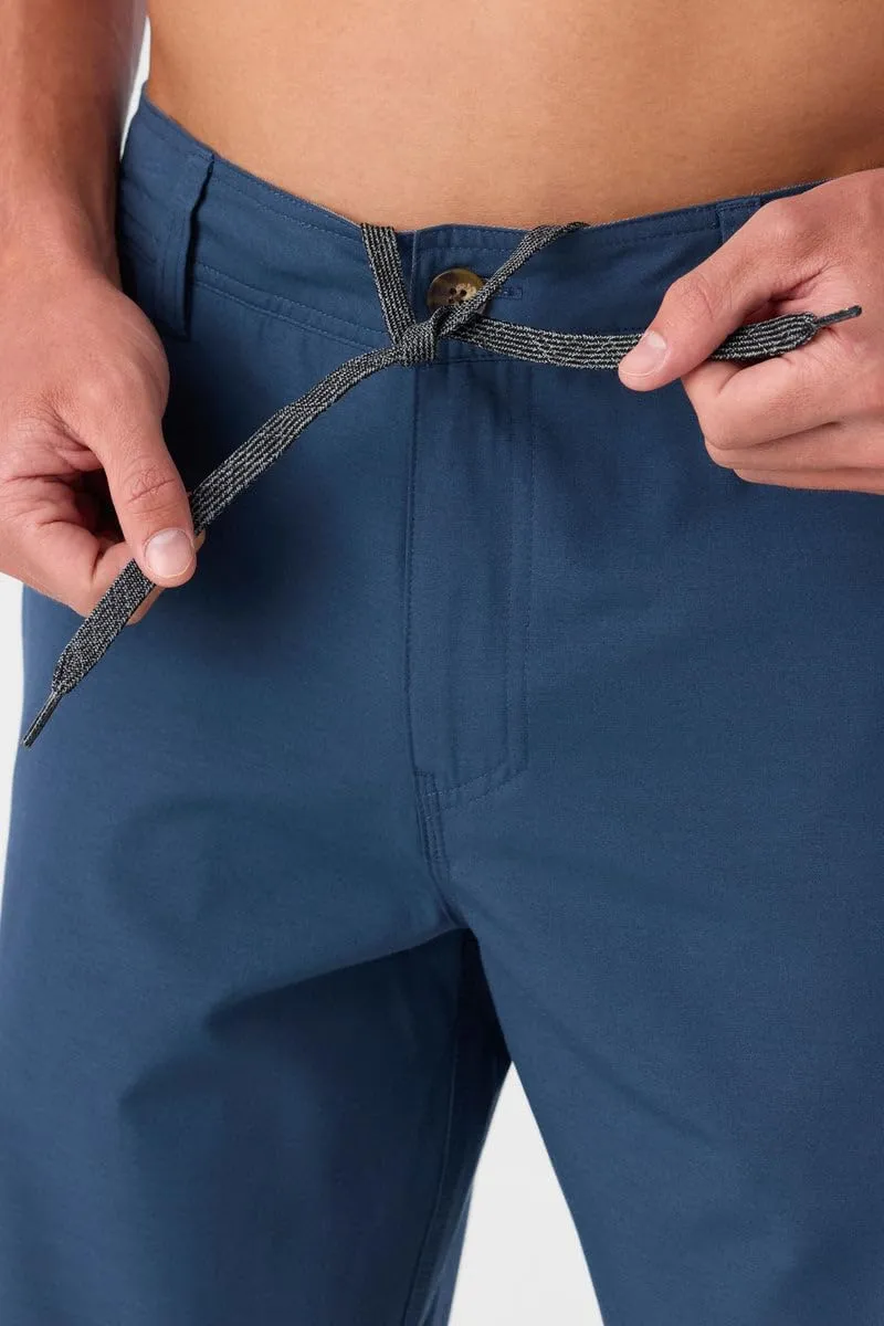 Men's Reserve Light Check 21 Hybrid Shorts, Stylish & Comfortable, Quick-Dry, Perfect for Outdoor Activities & Casual Wear