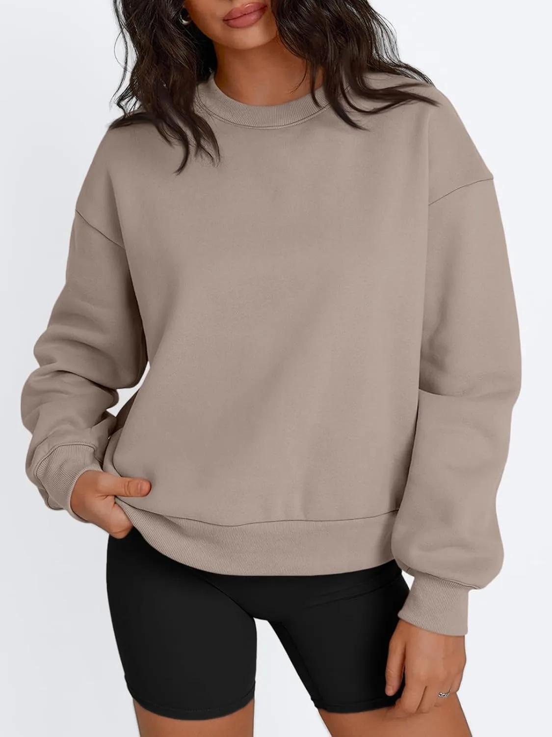 Trendy Queen Womens Crewneck Sweatshirts Casual Pullover Long Sleeve Shirts Fall Fashion 2025 Clothes