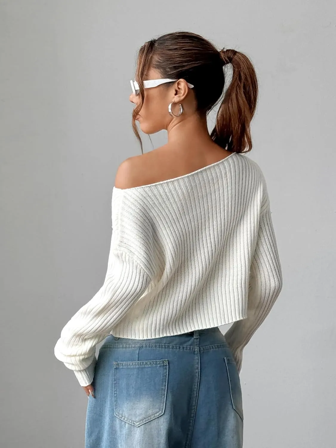 Verdusa Women's Off Shoulder Long Sleeve Sweater Y2K Cold Shoulder Sweaters Knit Fitted Pullover Top