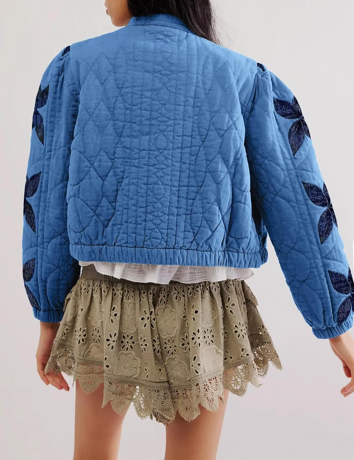 Womens Floral Quilted Puffer Jacket Lightweight Cropped Embroidered Button Down Jacket Padded Coats with Pockets