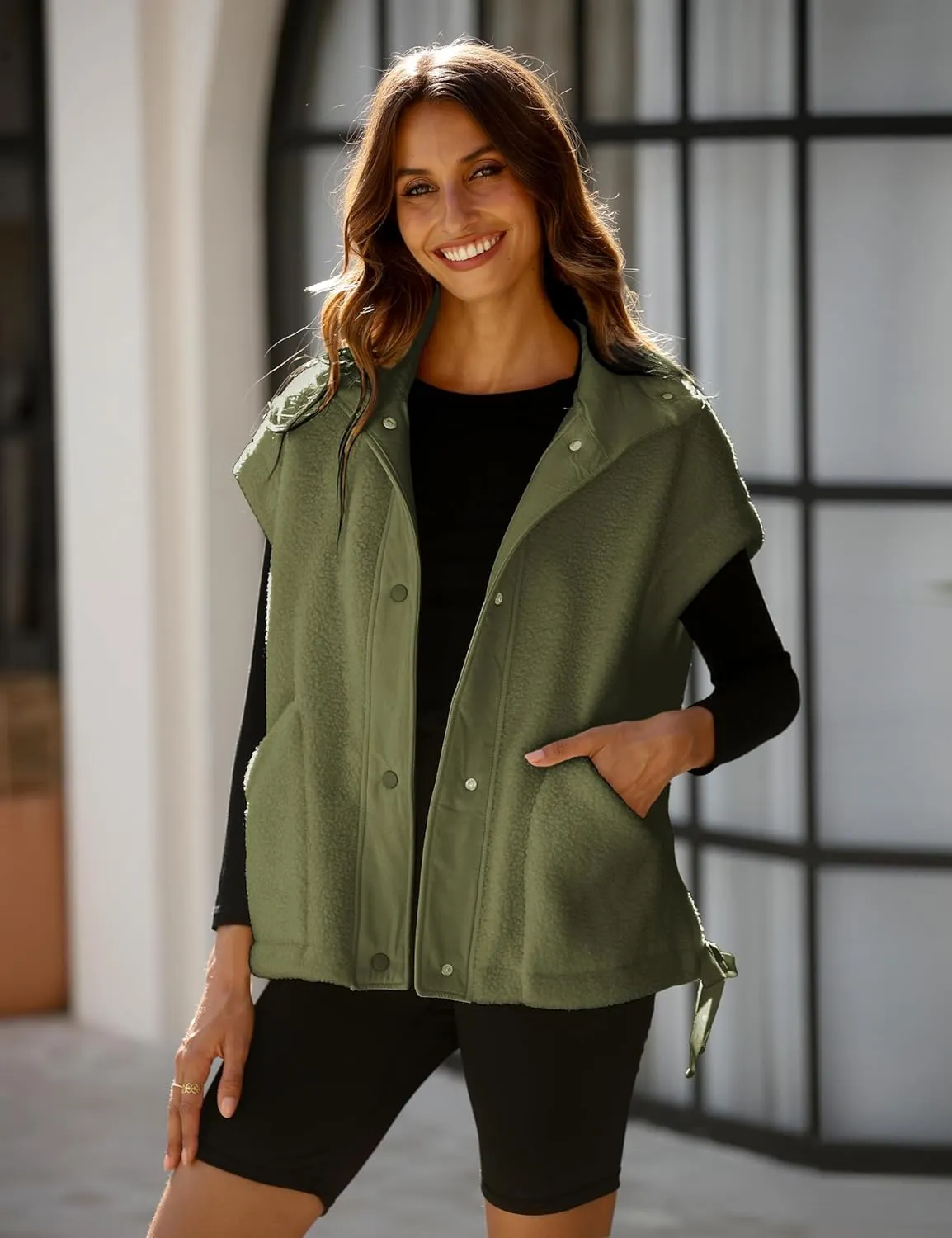 Womens Sherpa Fleece Vest Oversized Sleeveless Jacket Casual Outerwear Gilet with Pockets