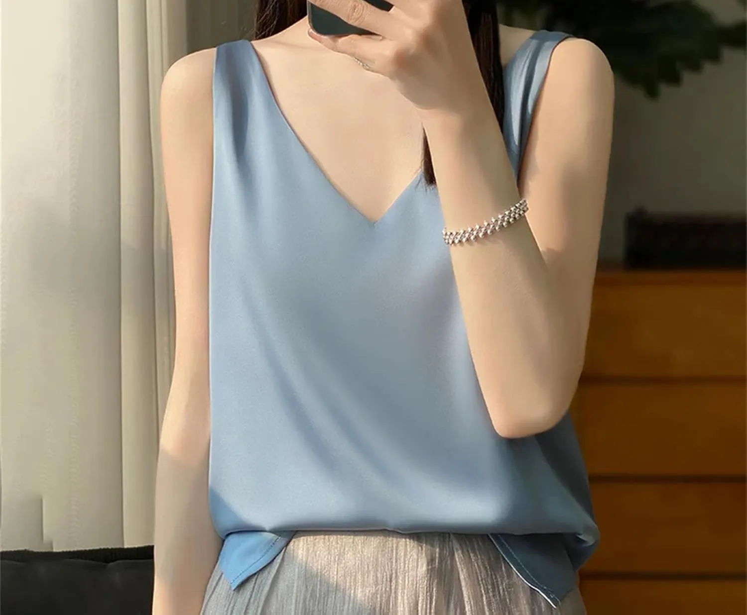 Women's Sleeveless Satin Silk Vest Summer Fashion Solid Color Casual Camisole Work Shirts